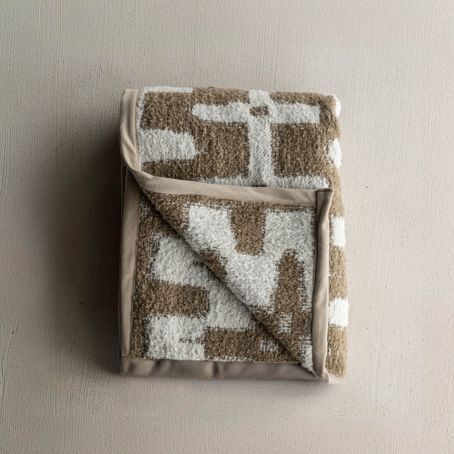 Brown Geometric Throw Blanket - 205x154cm