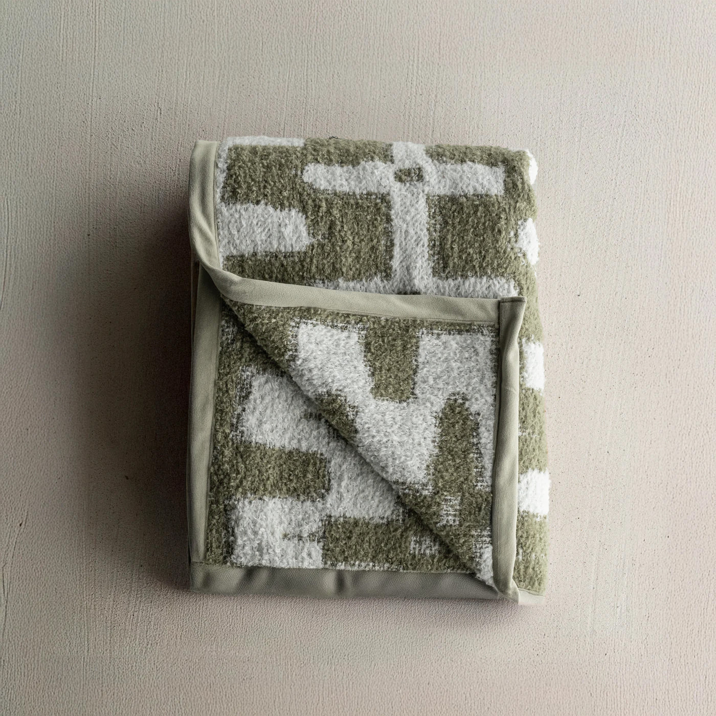 Geometric Throw Blanket - 205x154cm