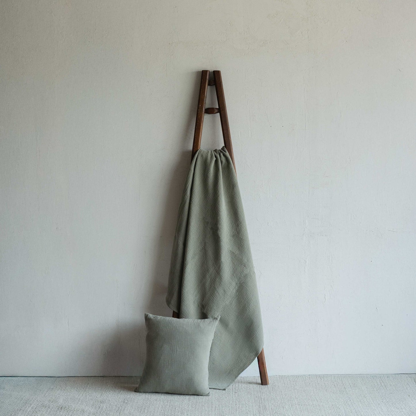 Green Linen Throw Blanket